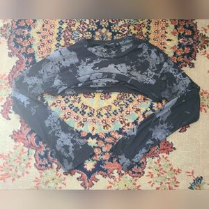 Noctex Bleachout Shrug NWOT